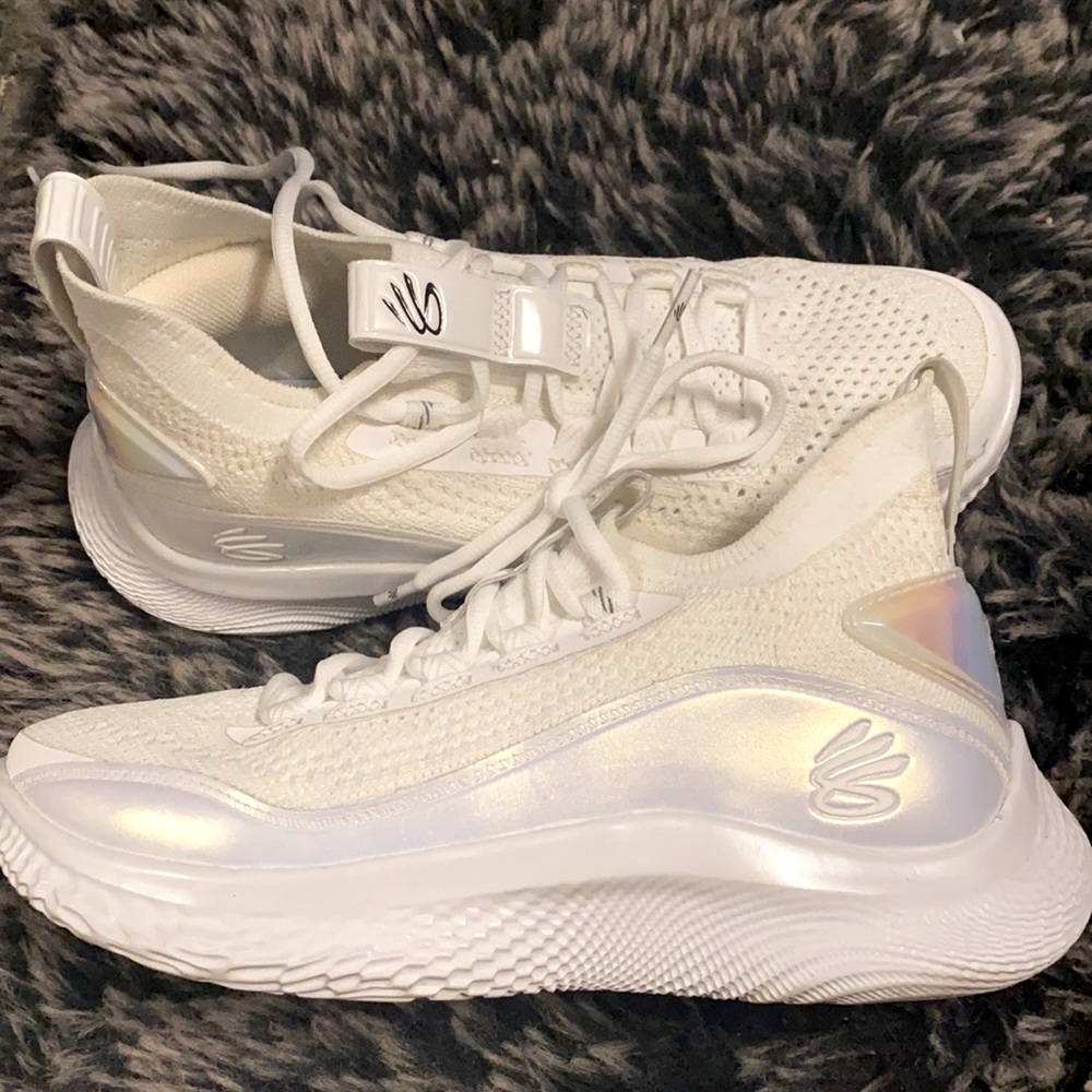 Curry Flow 8 Basketball Shoes